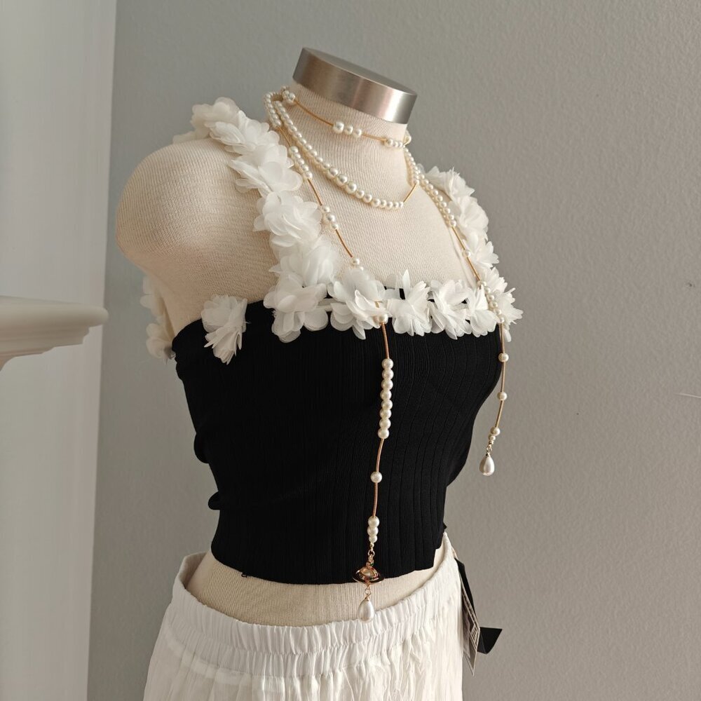 Floral Strap Knit Crop Top